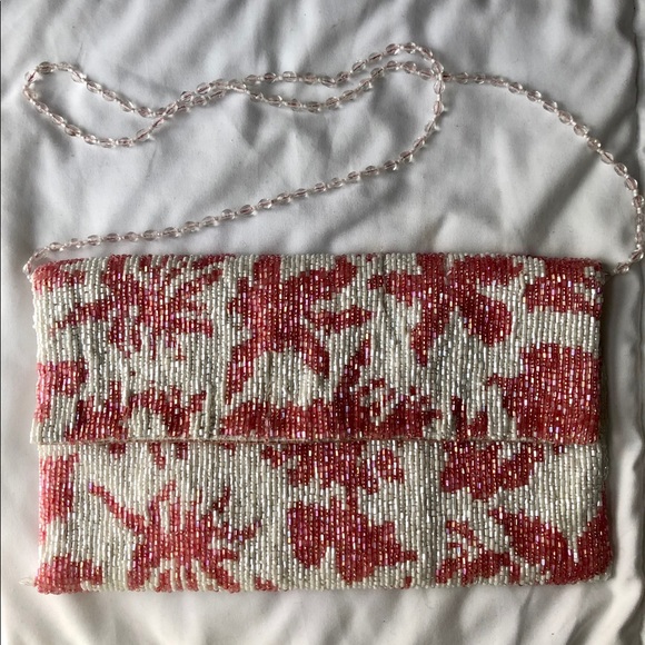 Moyna Handbags - Moyna coral beaded clutch